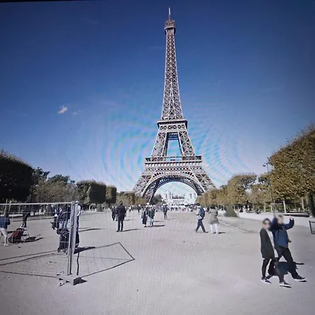 Timeless Eiffel Tower 2 아파트